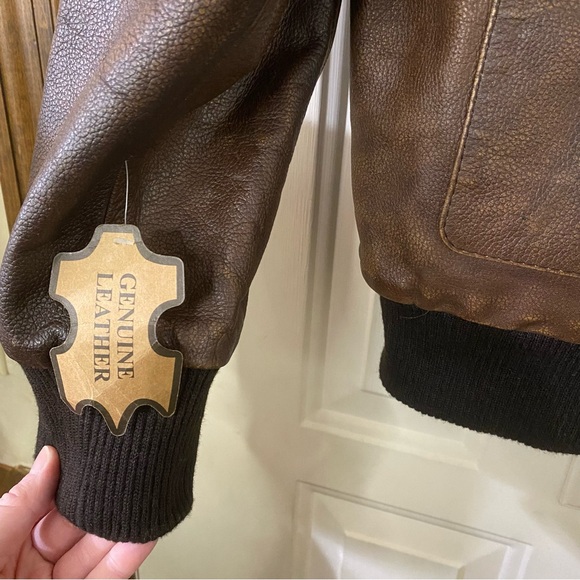 LM Jackets 2X Men’s Distressed Brown Leather Bomber Aviator Coat NWT - Picture 2 of 14